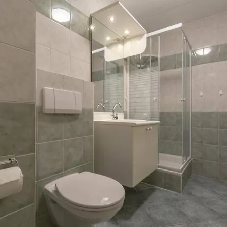 Bij De Duinen 300 Meter De Zee Gratis Wifi Huisdieren Toegestaan Thuiswerkplek Apartment *