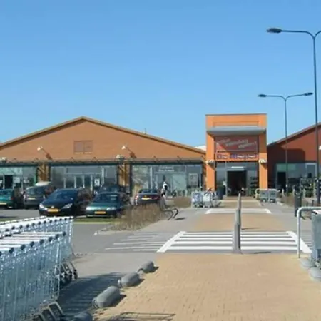 Bij De Duinen 300 Meter De Zee Gratis Wifi Huisdieren Toegestaan Thuiswerkplek * יוליאנאדורפ